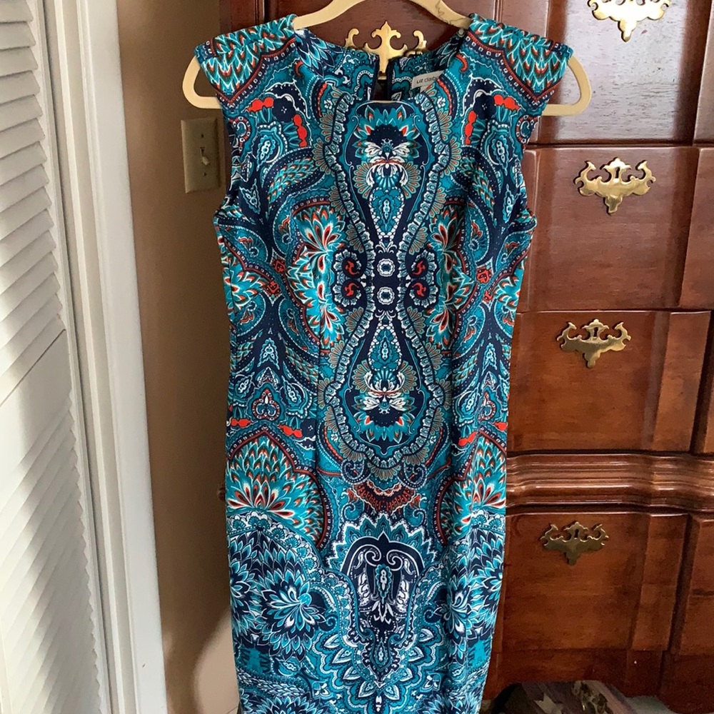 Blue/teal paisley dress in size 4